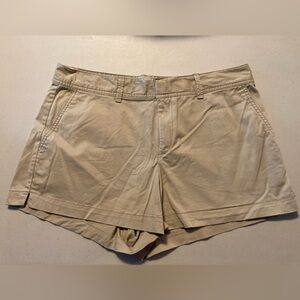 GAP Khaki City Short. Size 12